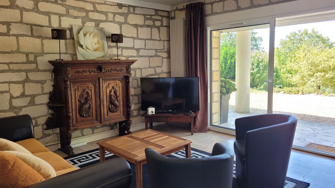 Photo of Livingroom in Saint-Leu-dEsserent