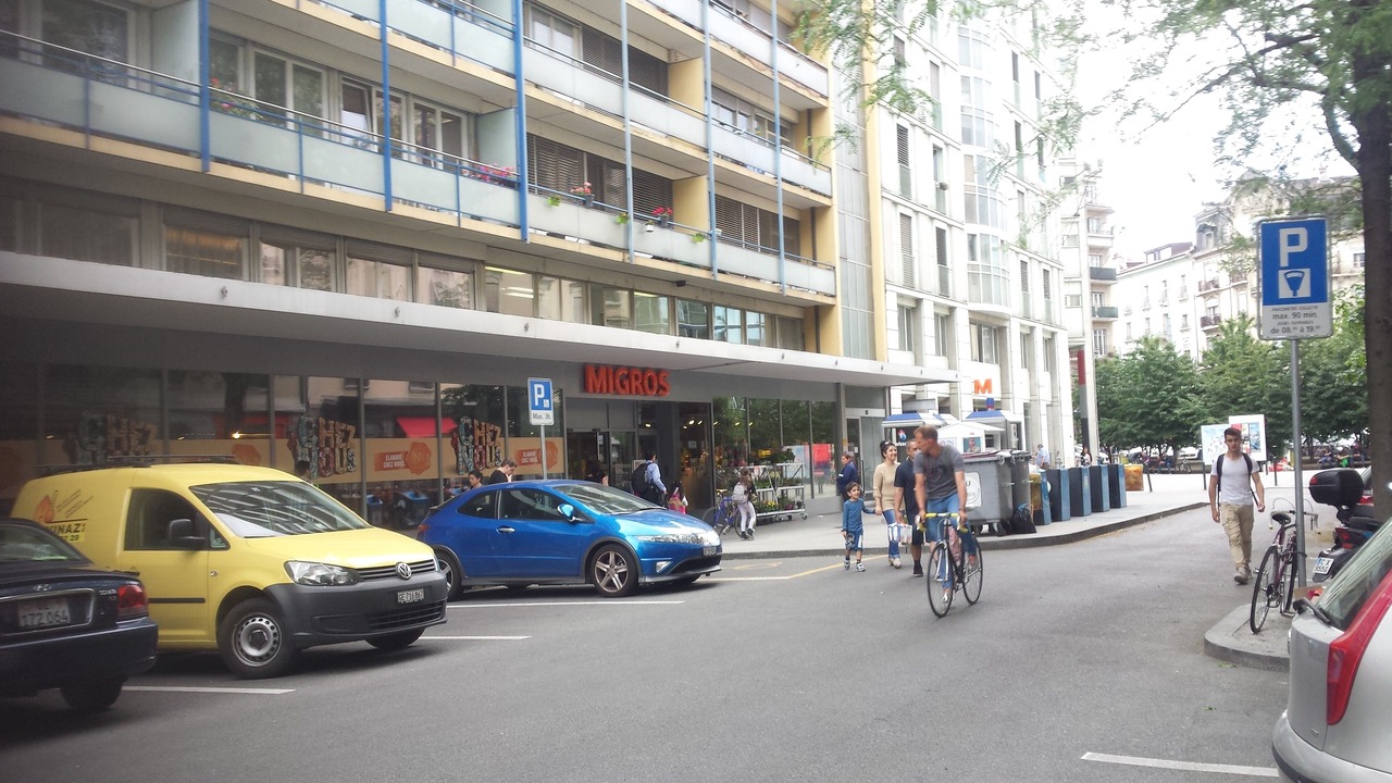 Photo of Others in Plainpalais