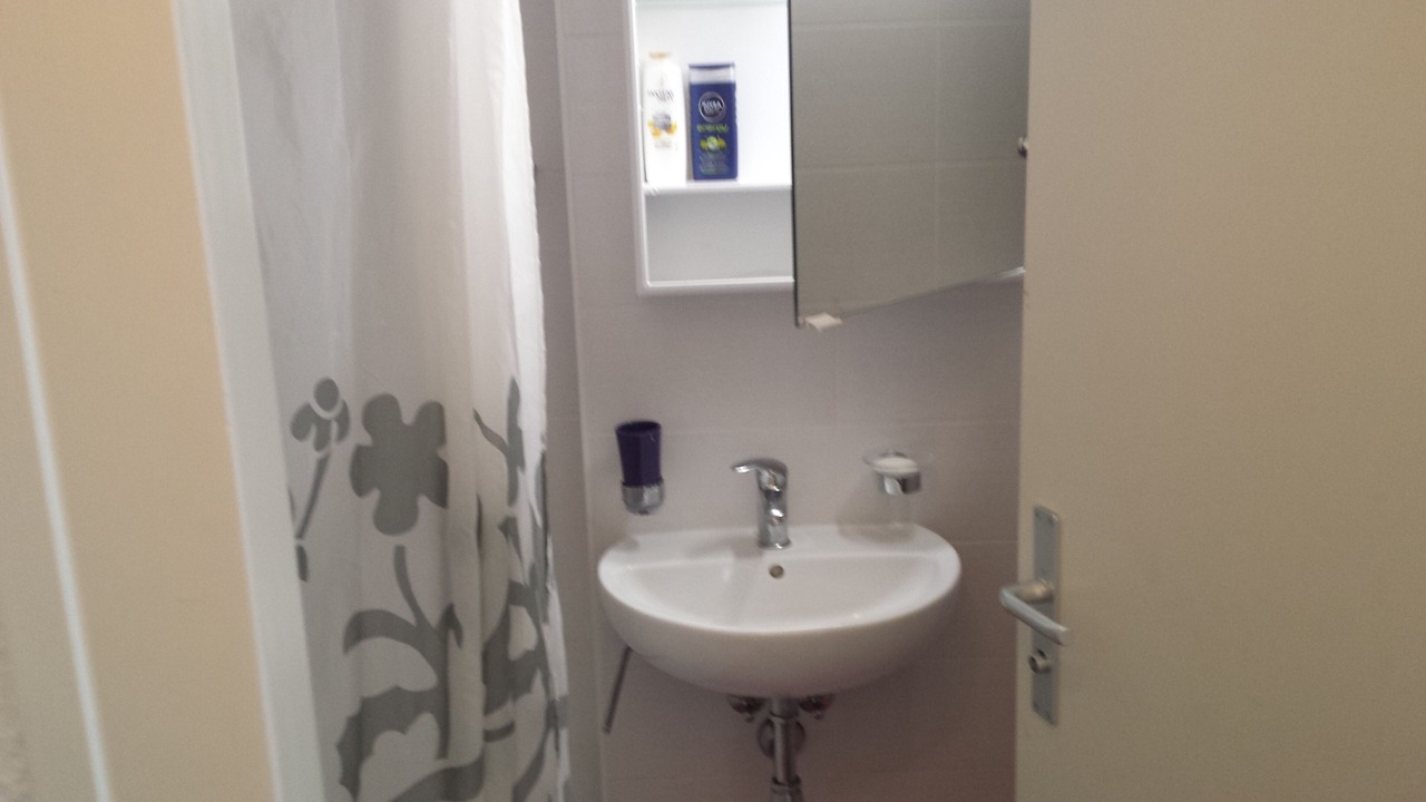 Photo of Bathroom in Plainpalais