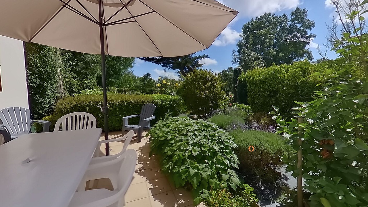 Photo of Outdoor in Angles