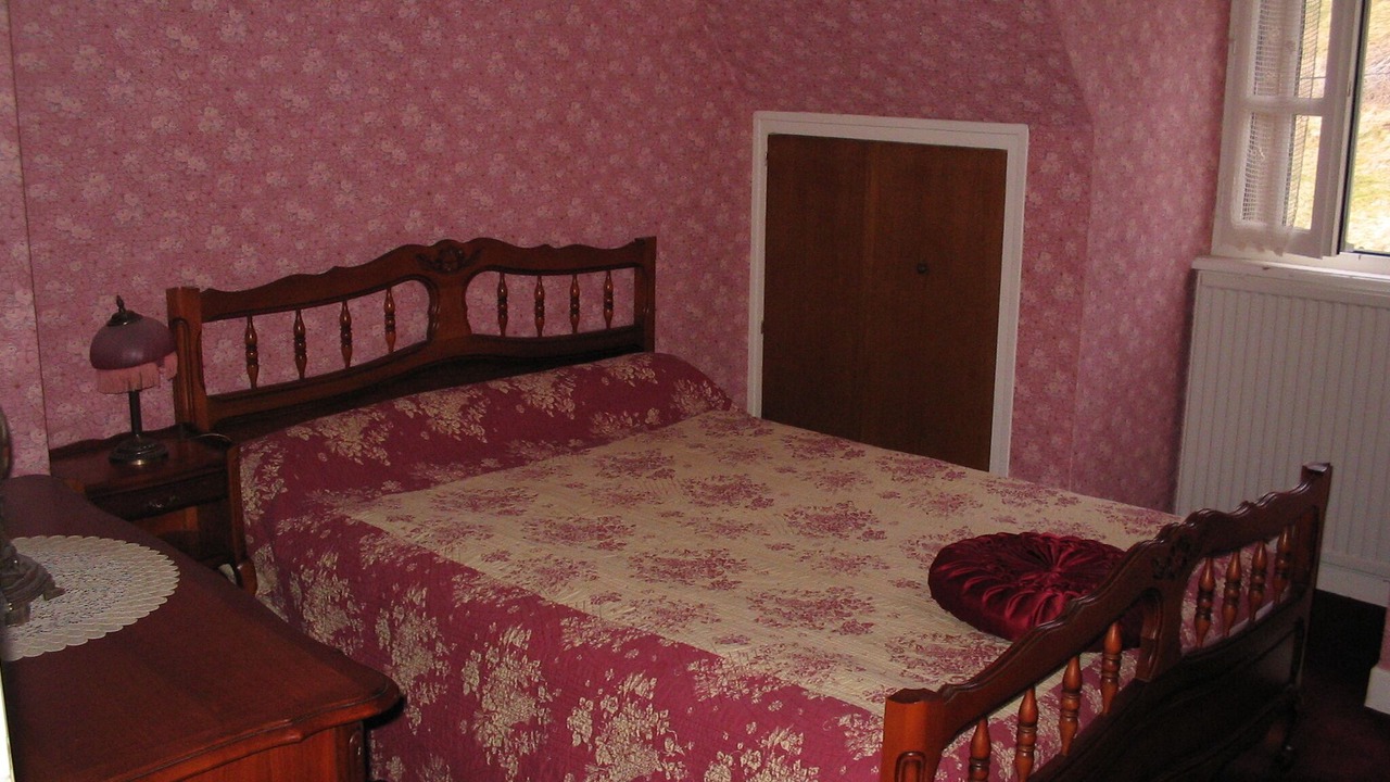 Photo of Bedroom in Neussargues en Pinatelle