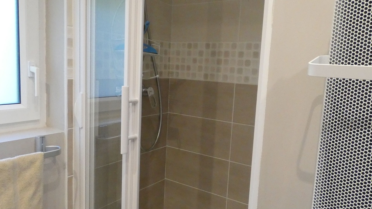 Photo of Bathroom in Parame