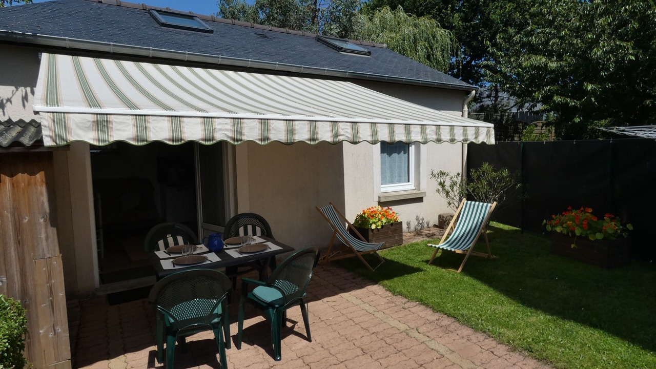 Photo of Outdoor in Parame