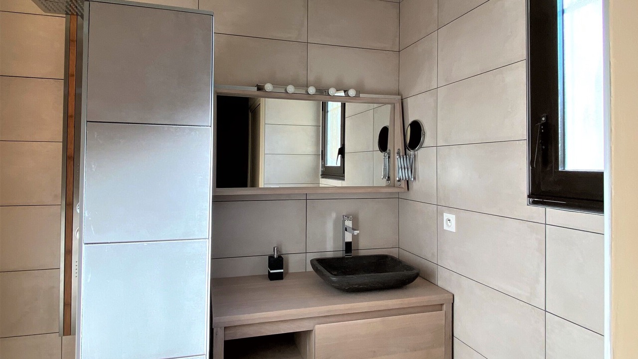 Photo of Bathroom in Laroque-des-Alberes