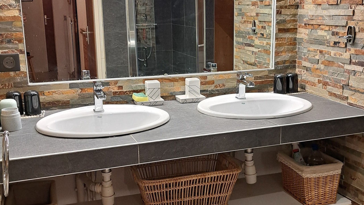 Photo of Bathroom in Garin