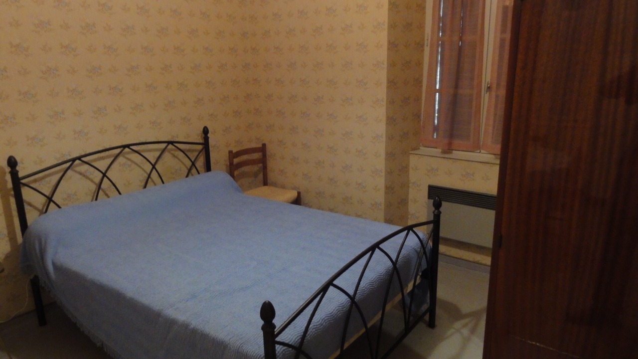 Photo of Bedroom in Villeneuve d'Aveyron