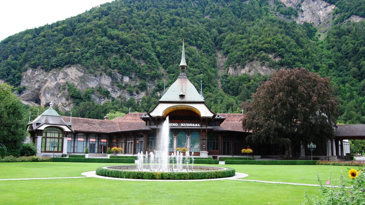 Photo of Others in Central Interlaken