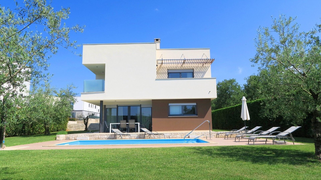 Photo of Outdoor in Karigador
