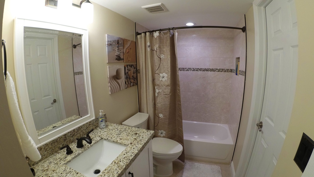 Photo of Bathroom in Tavernier