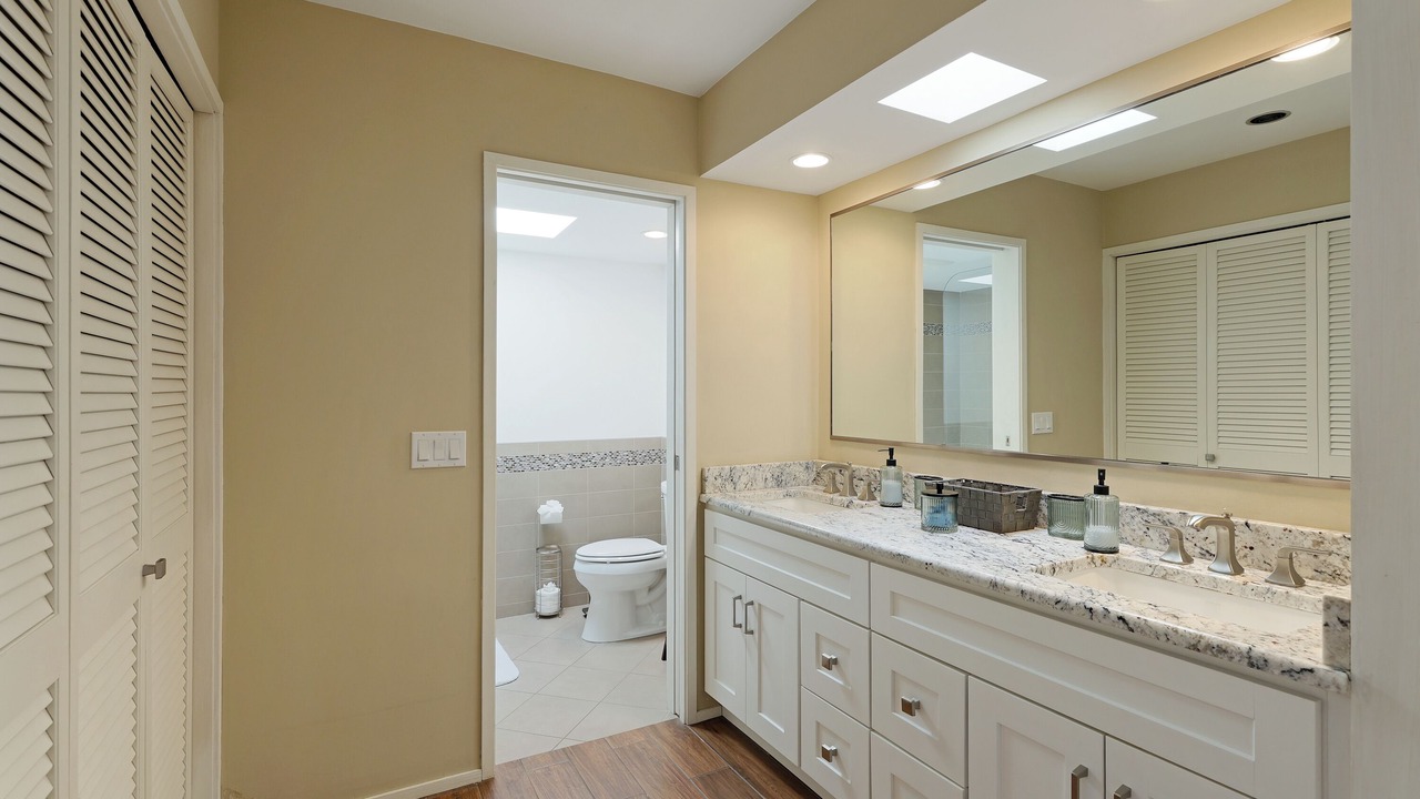 Photo of Bathroom in Bay Isle