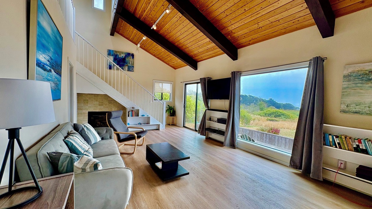 Photo of Bedroom in Sea Ranch