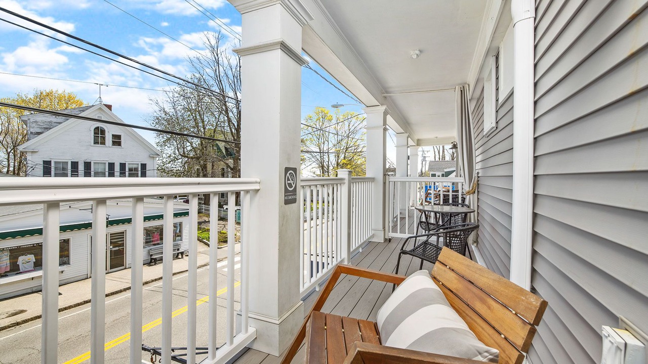 Photo of Patio Balcony in Ogunquit
