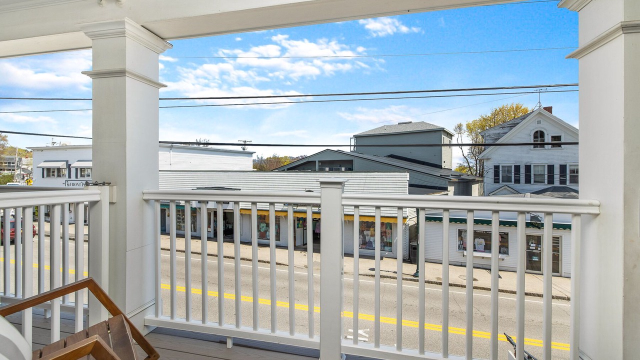 Photo of Patio Balcony in Ogunquit