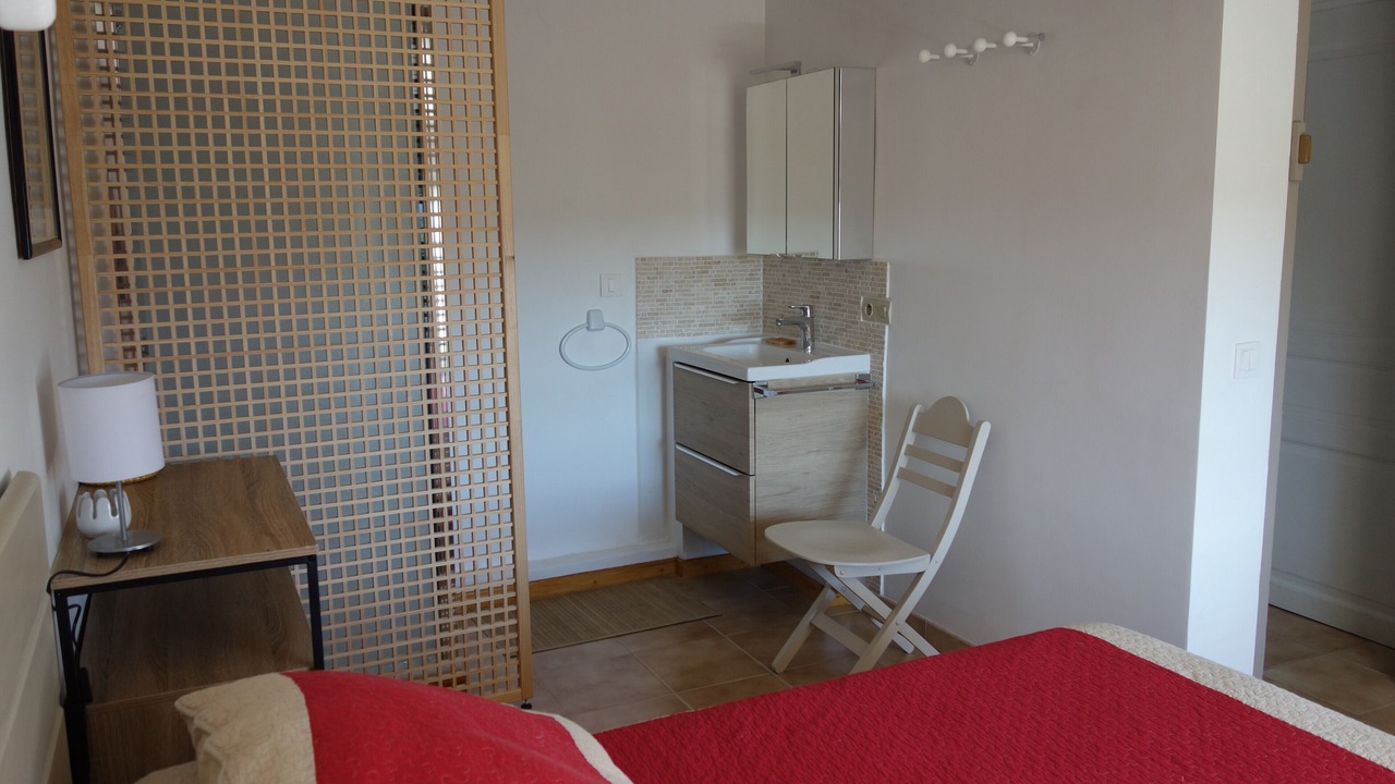 Photo of Bedroom in Notre-Dame-de-Londres