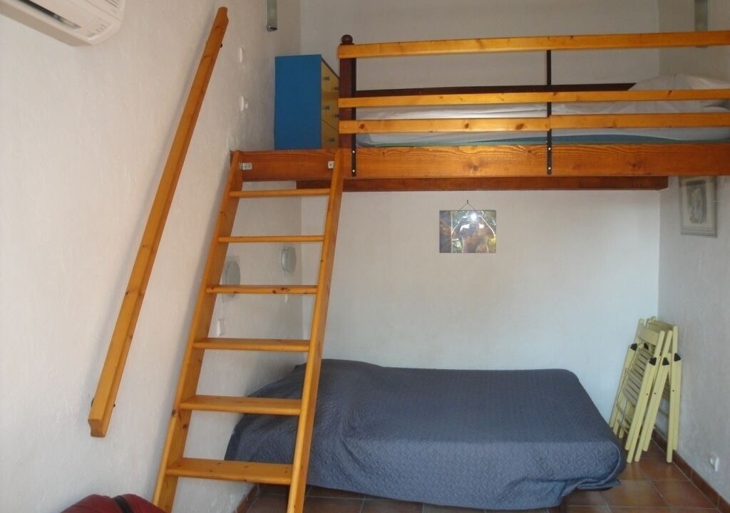 Photo of Bedroom in Le Revest-les-Eaux