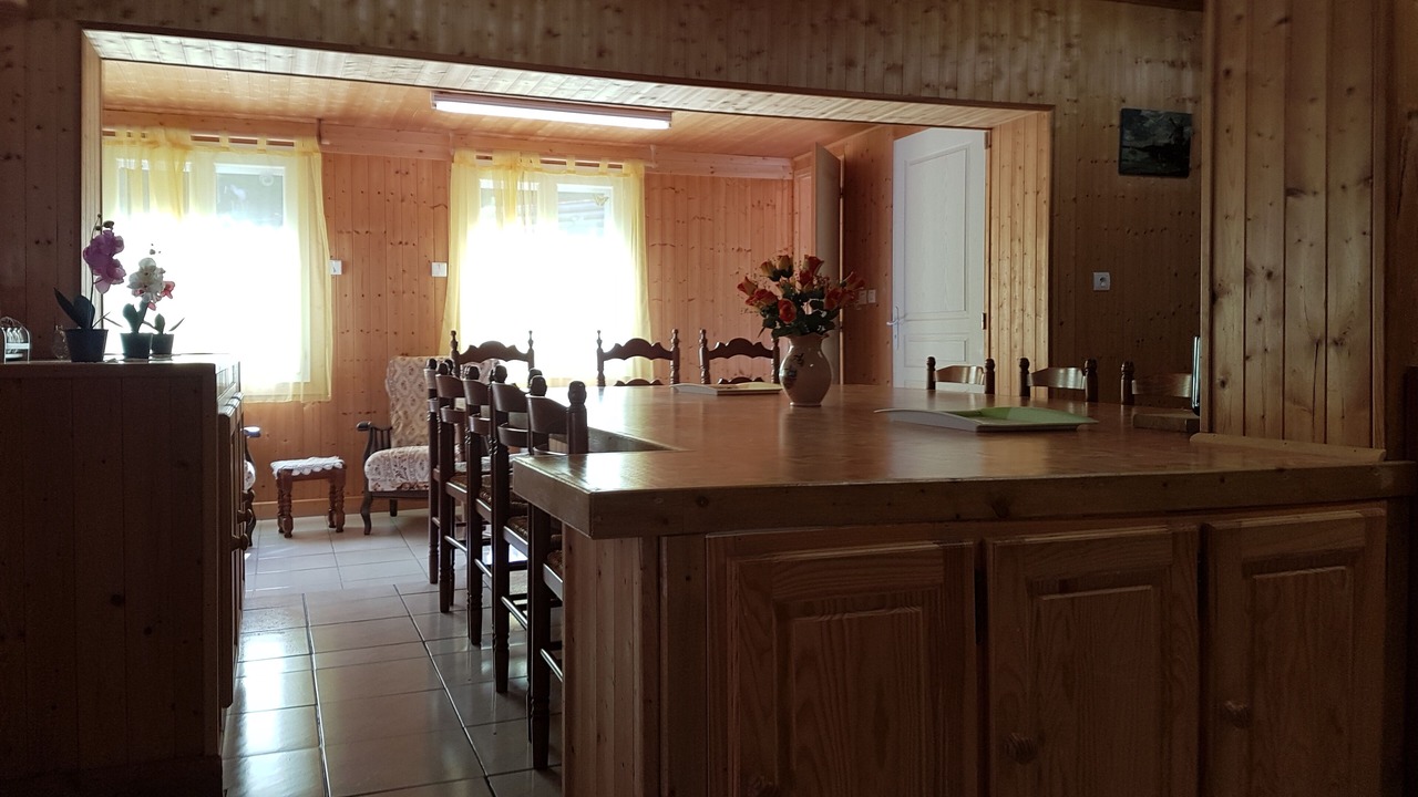 Photo of Others in Lyaud