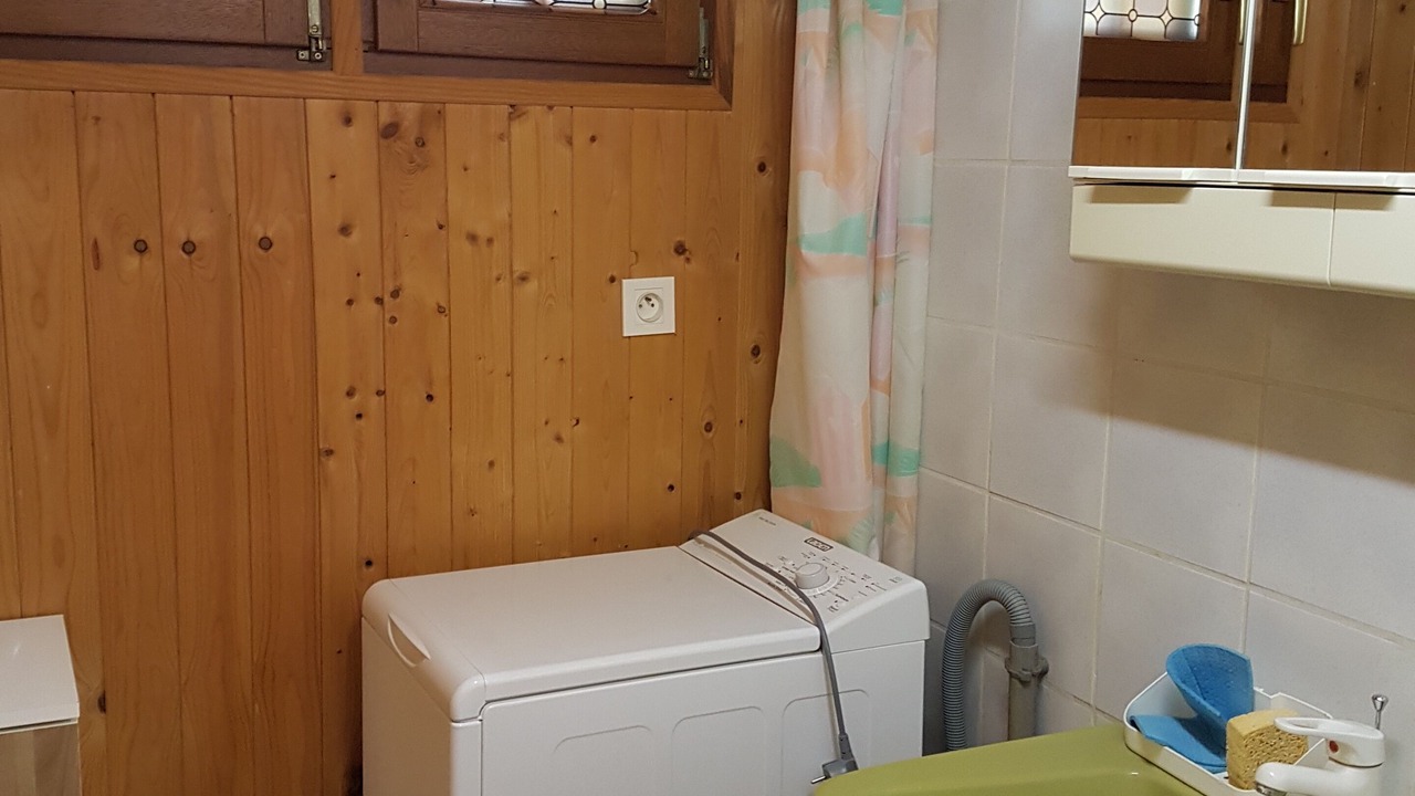 Photo of Bathroom in Lyaud