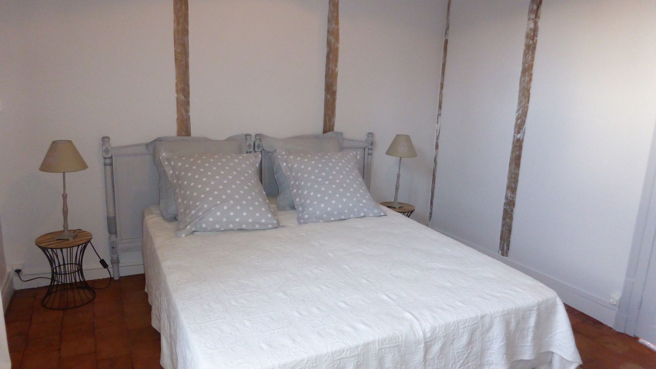 Photo of Bedroom in Neuville-aux-Bois