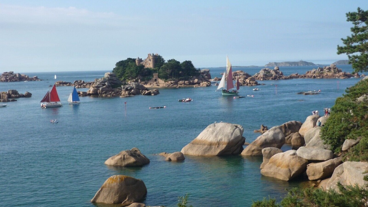 Photo of Others in Perros-Guirec