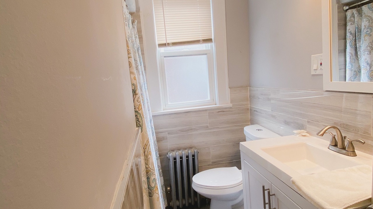 Photo of Bathroom in Paterson