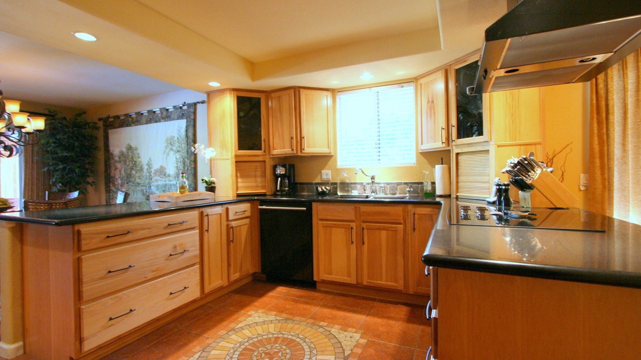 Photo of Kitchen in Cottonwood