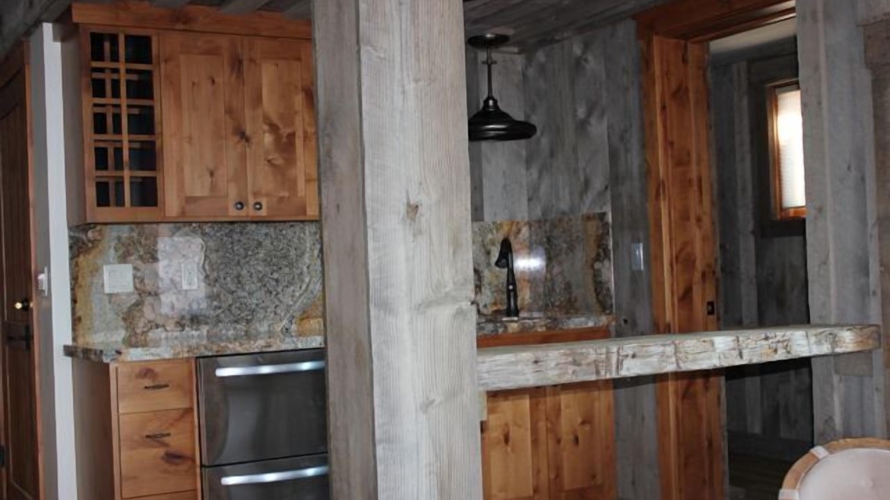 Photo of Bedroom in Lake Forest