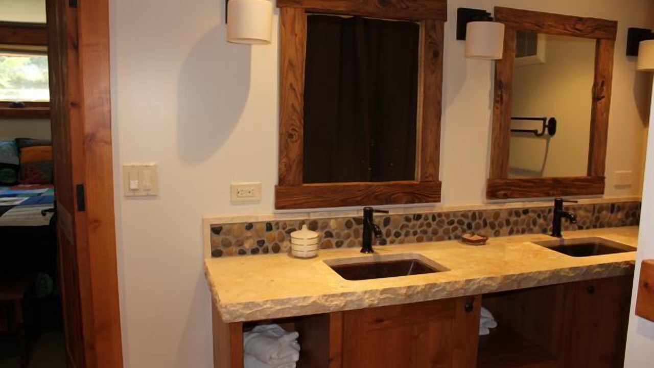 Photo of Bathroom in Lake Forest