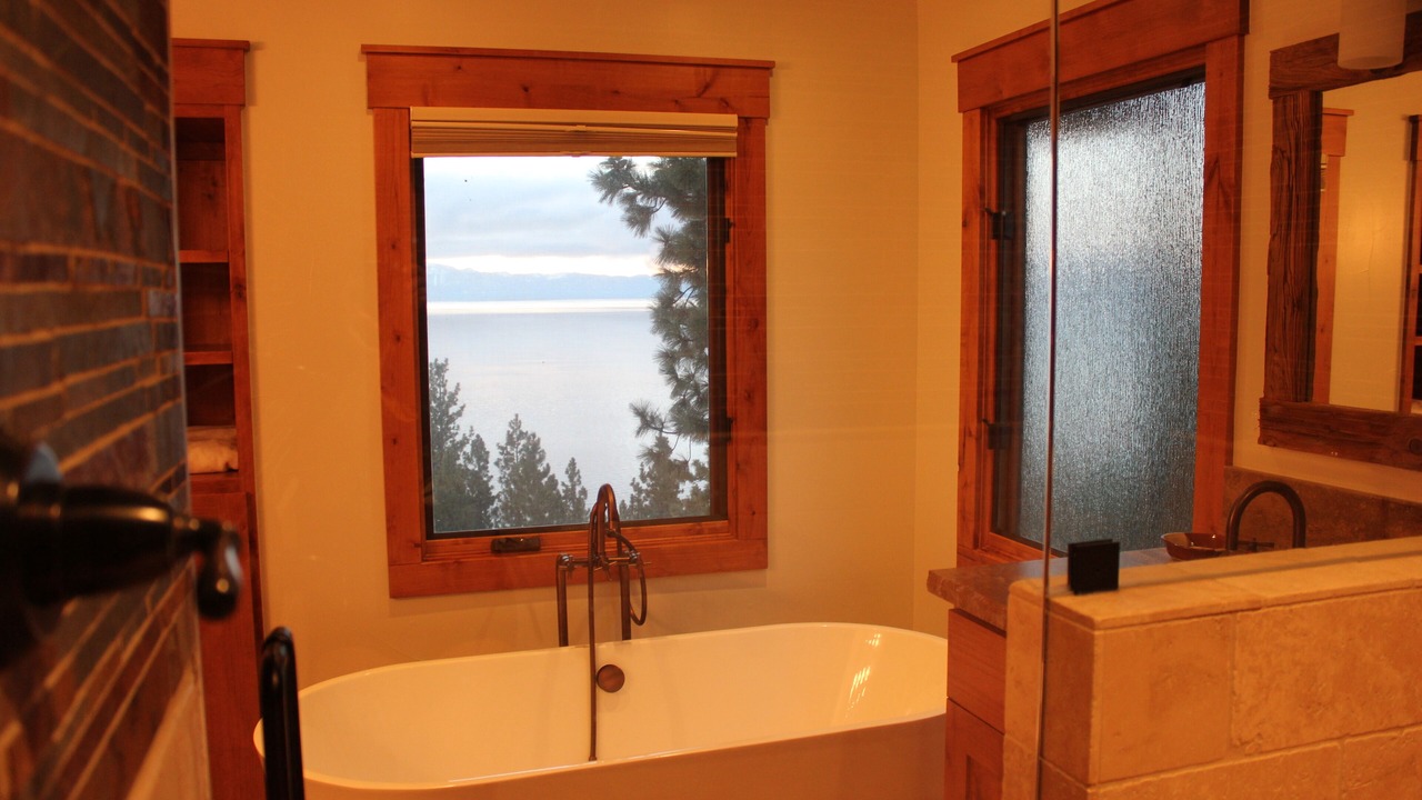 Photo of Bathroom in Lake Forest