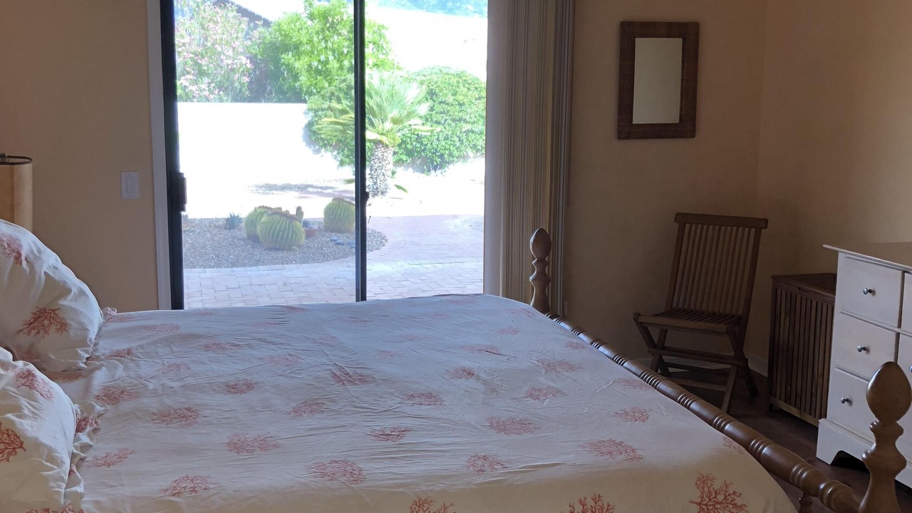 Photo of Bedroom in Saddlebrooke
