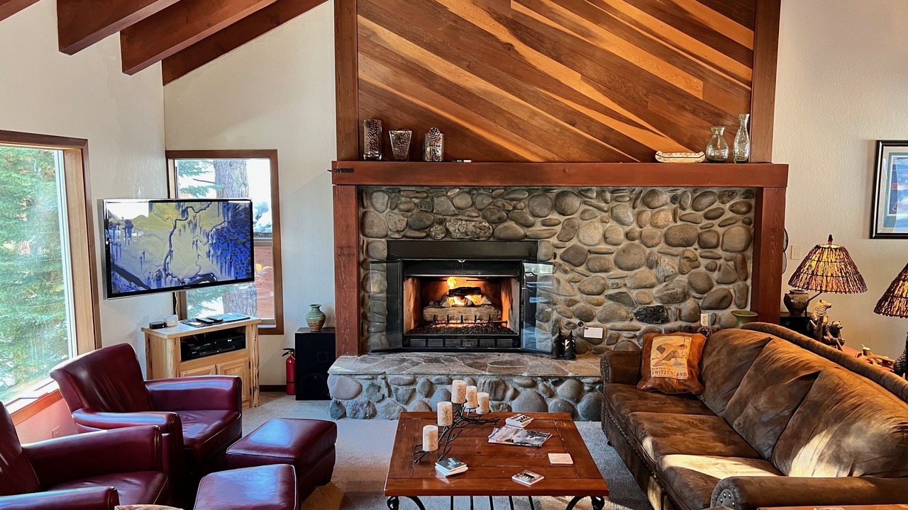Photo of Livingroom in Truckee
