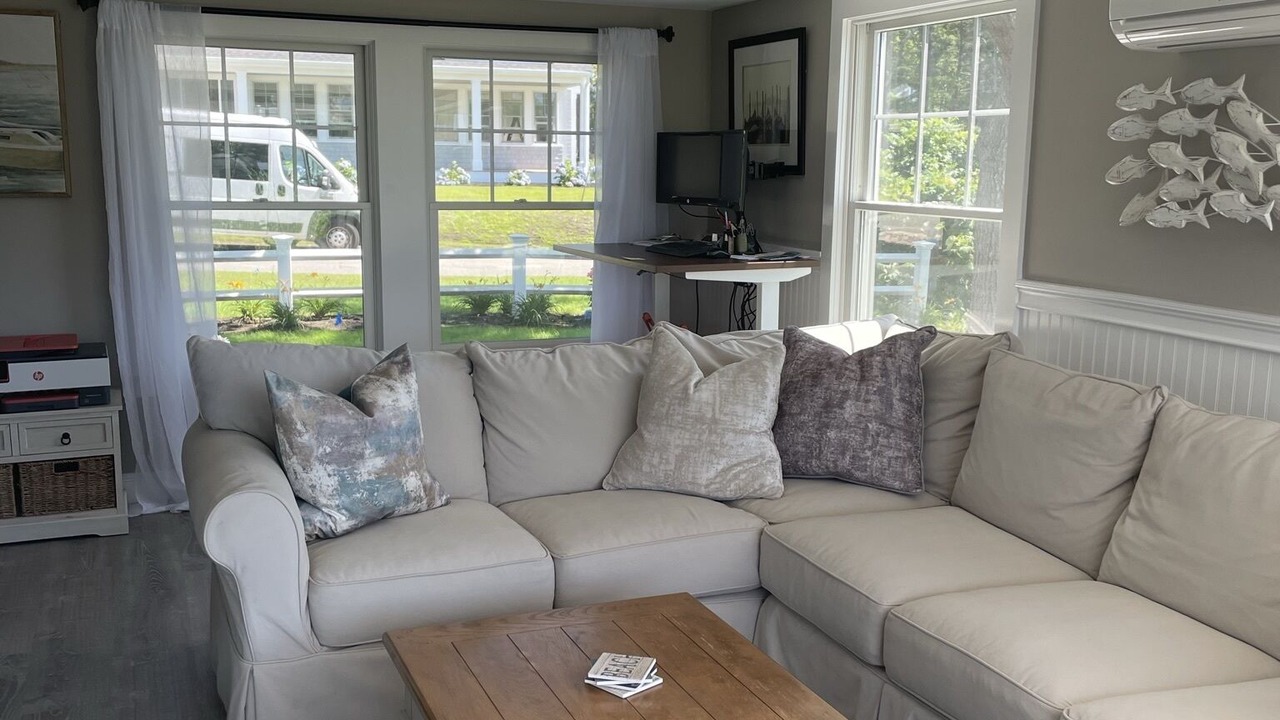 Photo of Livingroom in Hyannis