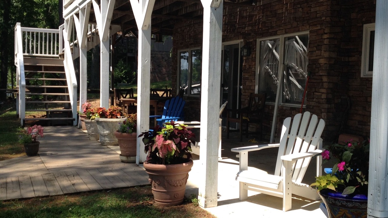 Photo of Outdoor in New London