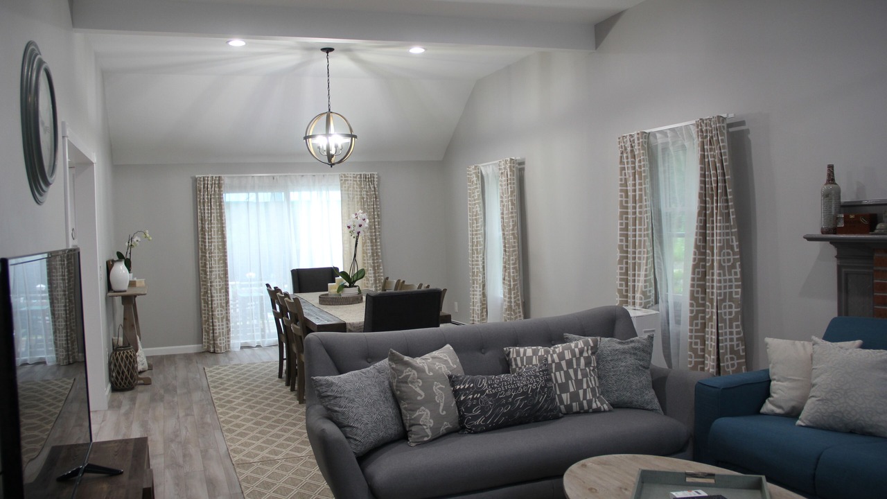 Photo of Livingroom in Marstons Mills