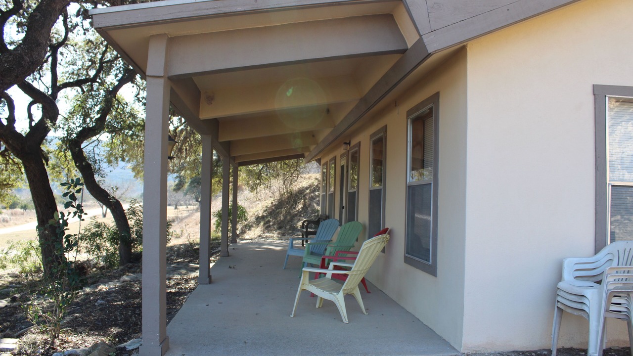 Photo of Patio Balcony in Leakey