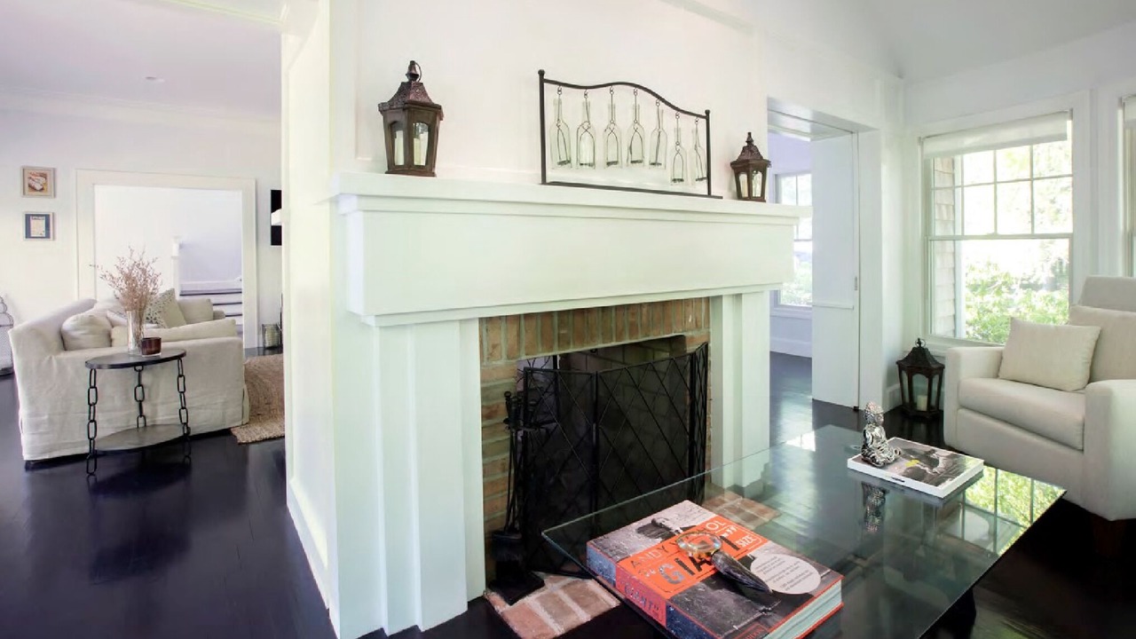 Photo of Livingroom in Amagansett North