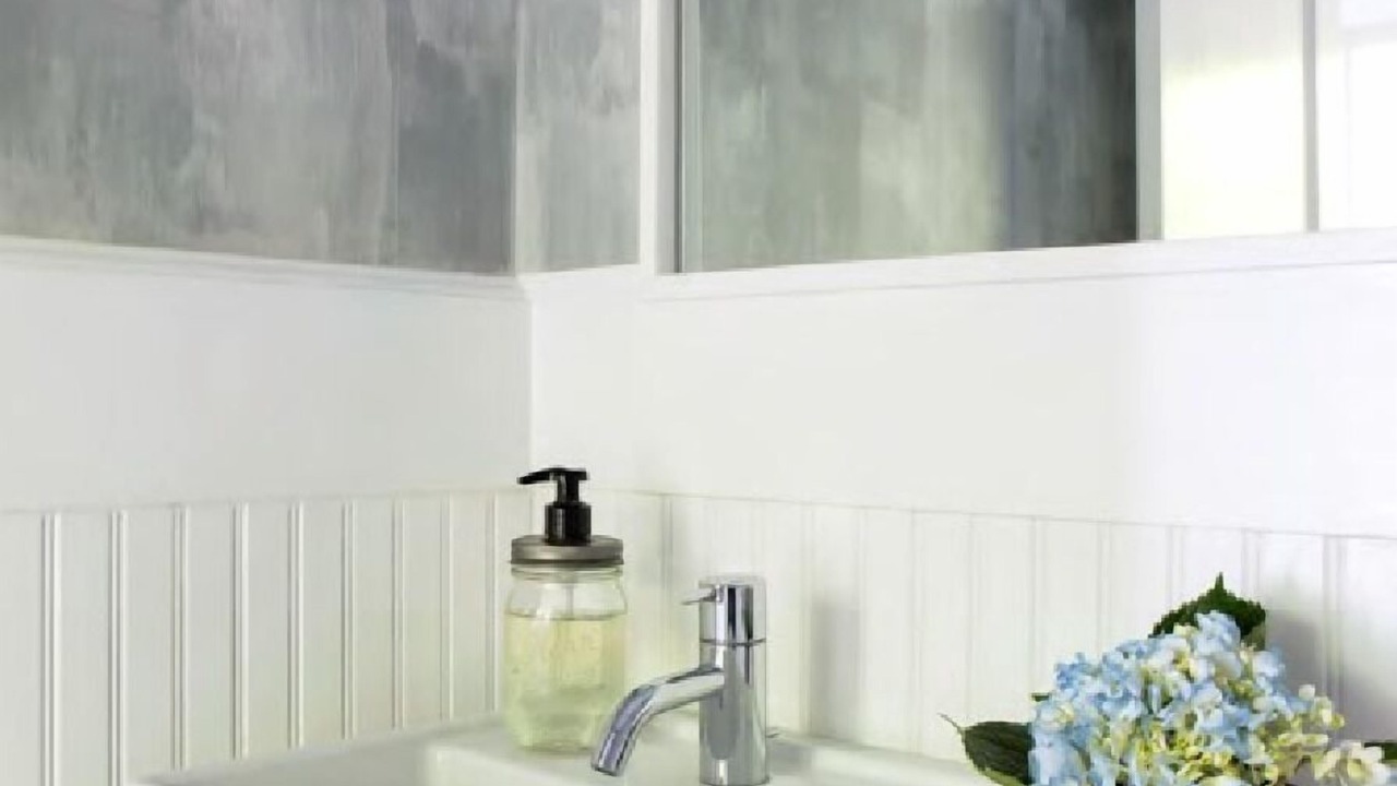 Photo of Bathroom in Amagansett North