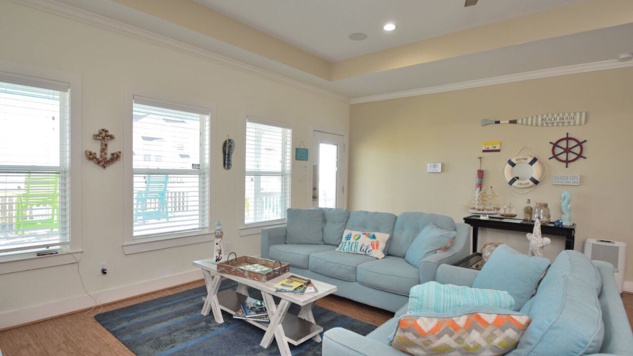 Photo of Livingroom in Crystal Beach