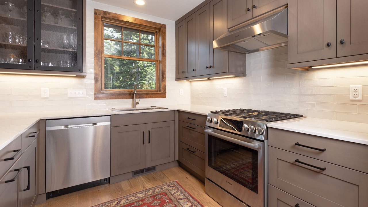 Photo of Others in Powder Ridge