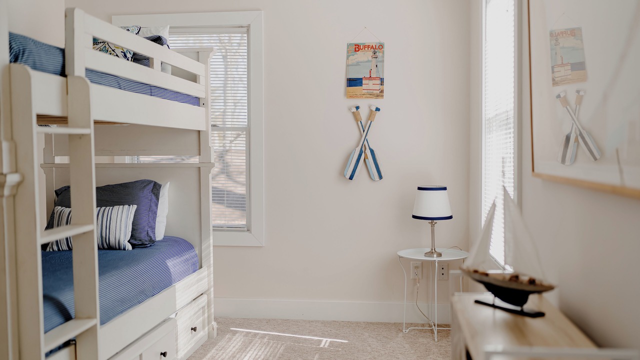Photo of Bedroom in Grand Beach