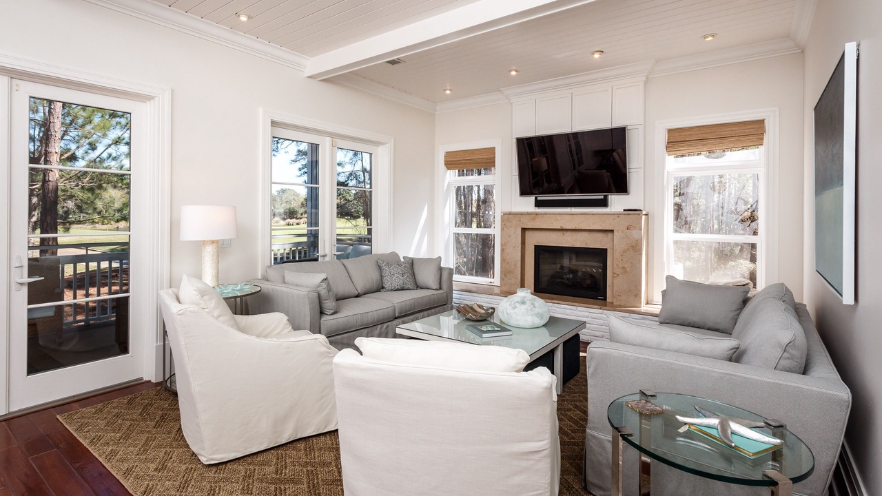 Photo of Livingroom in Miramar Beach