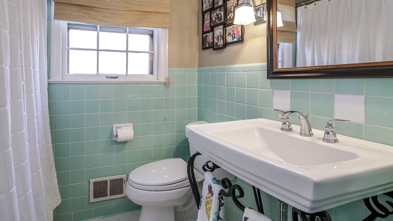 Photo of Bathroom in Northfield