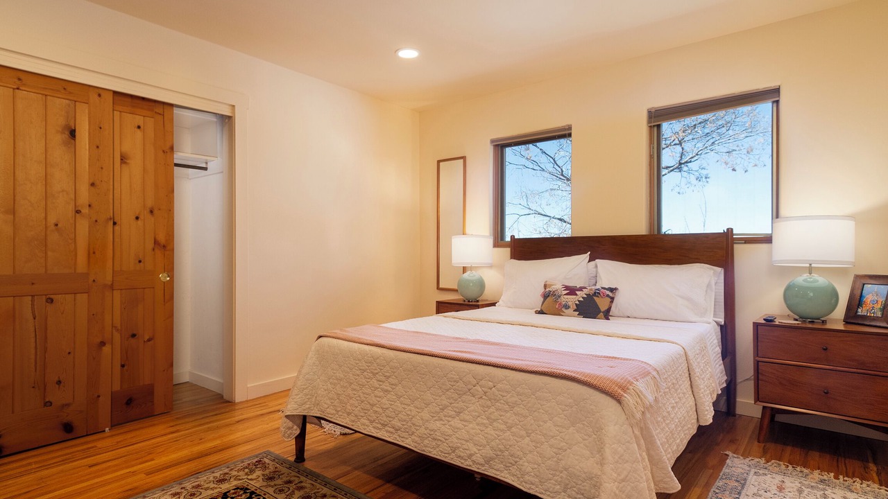 Photo of Bedroom in Northeast Santa Fe