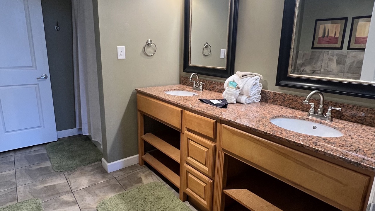 Photo of Bathroom in Sevierville