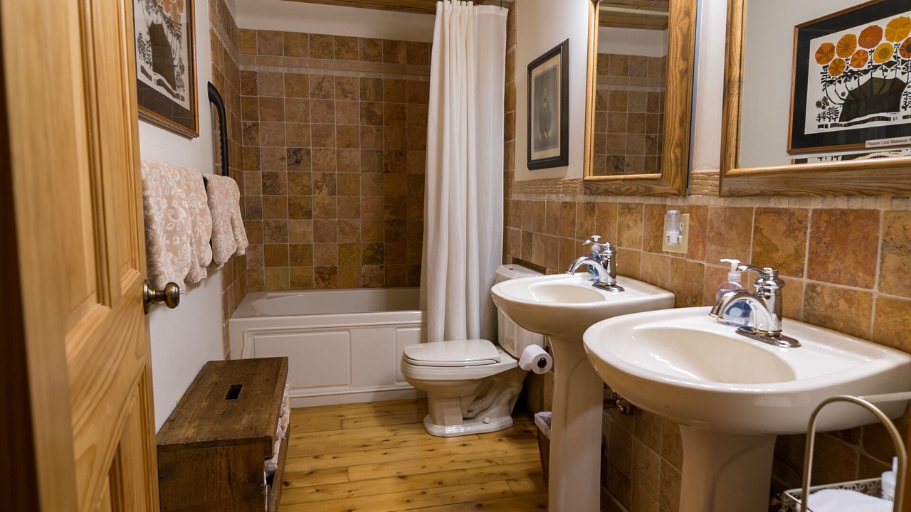 Photo of Bathroom in Michaywe
