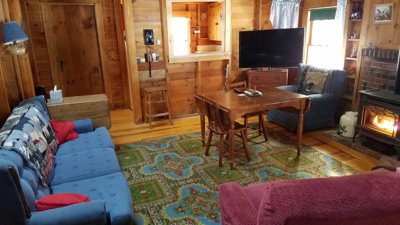 Photo of Livingroom in Oakland