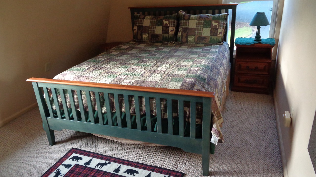 Photo of Bedroom in Livonia Center