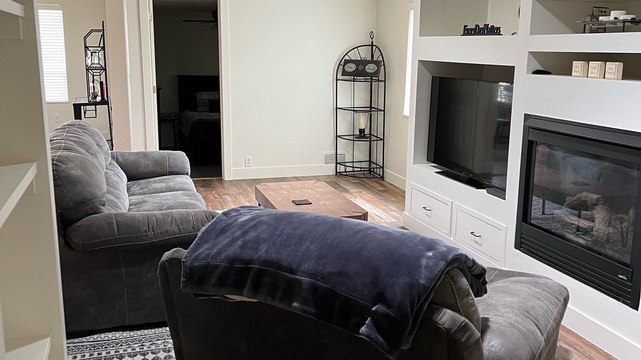 Photo of Livingroom in Millcreek