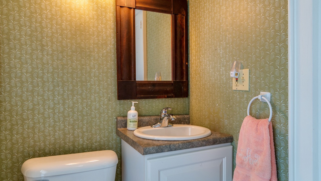 Photo of Bathroom in Damariscotta