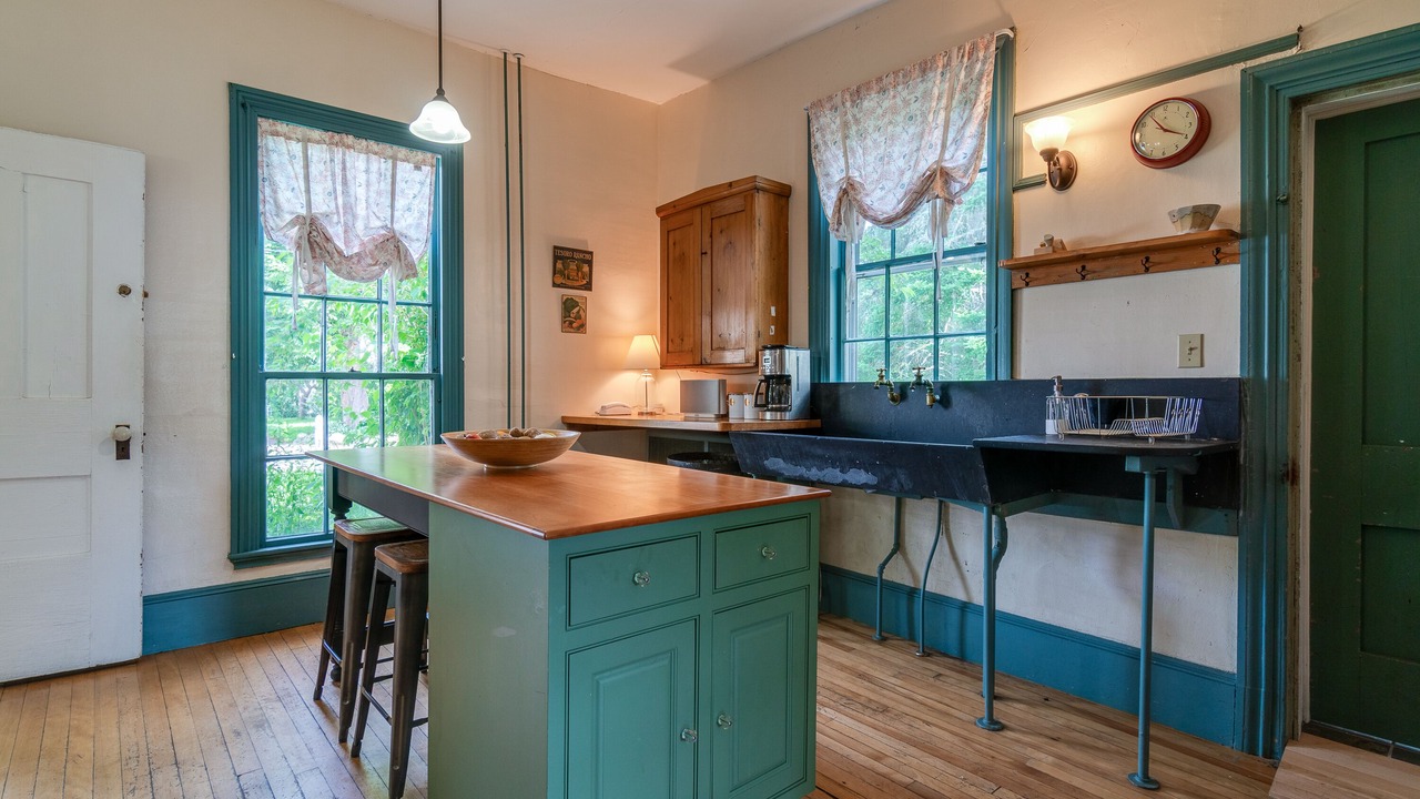 Photo of Others in Damariscotta