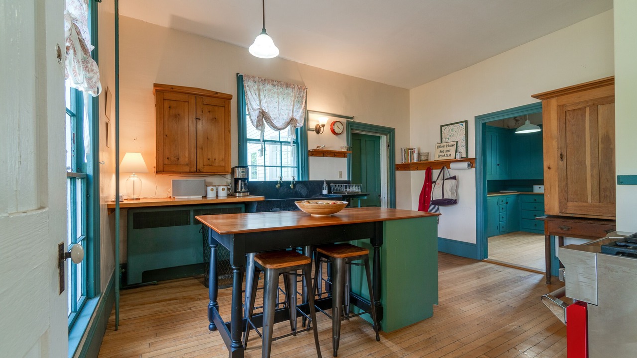 Photo of Others in Damariscotta